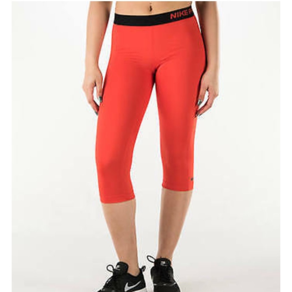 Nike Pro WOMENS Dri-FIT Capri legging